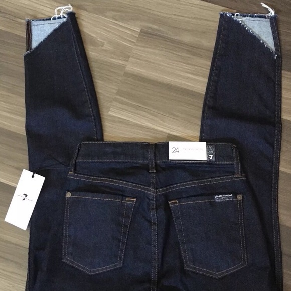 7 For All Mankind Ankle Skinny Raw Angled Hem Dark - Picture 2 of 4